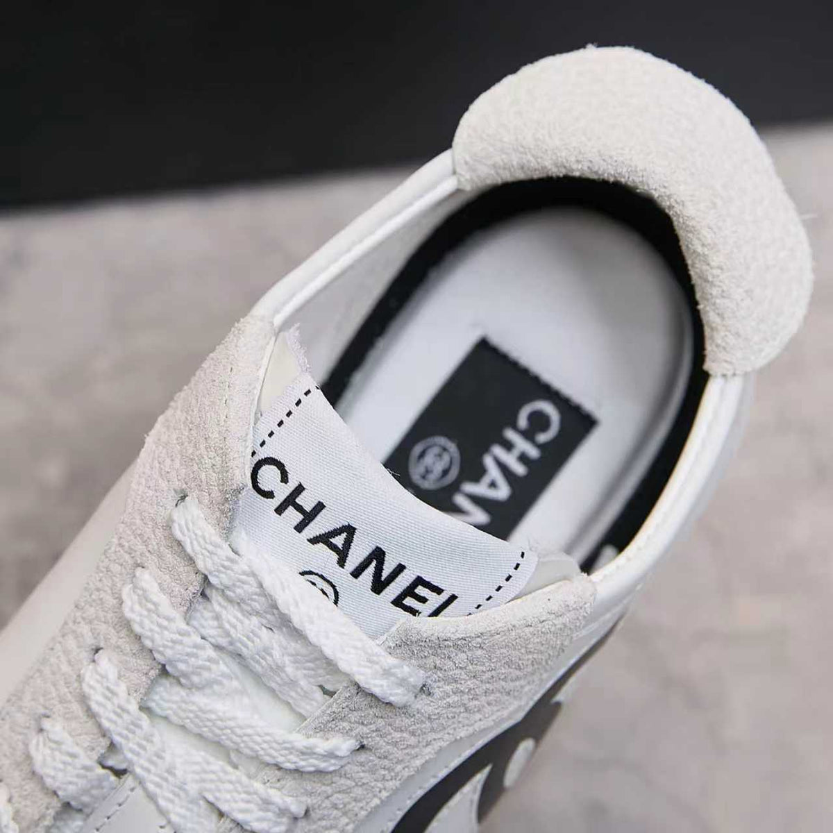 2026 Top-Tier Casual Sneakers from Official Stores XC0426052206