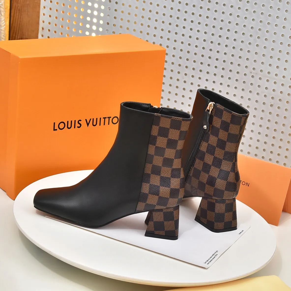 23 new autumn and winter all-match ankle boots XC0423072504
