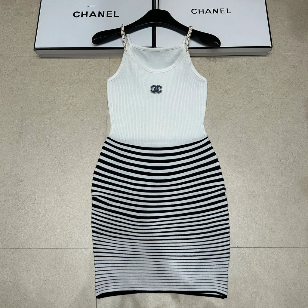 Heavy-Duty Chain-Strap Seamless Dress 1026052005