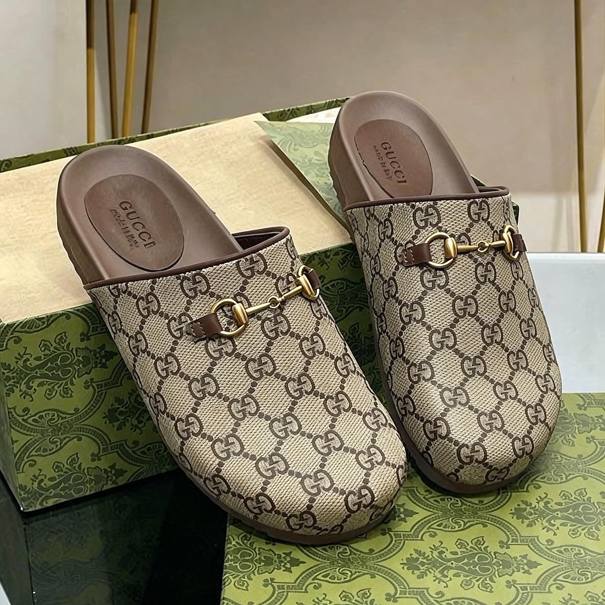 25 Ladies Fashion Luxury Birkenstock & G Slippers PD0425042402