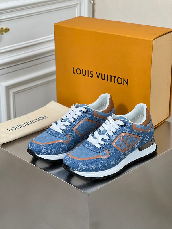 24 New Luxury V Sneakers 0424082901