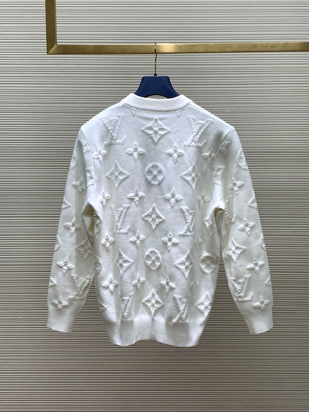 Fashionable casual round neck long sleeve knitted sweater 0424110407
