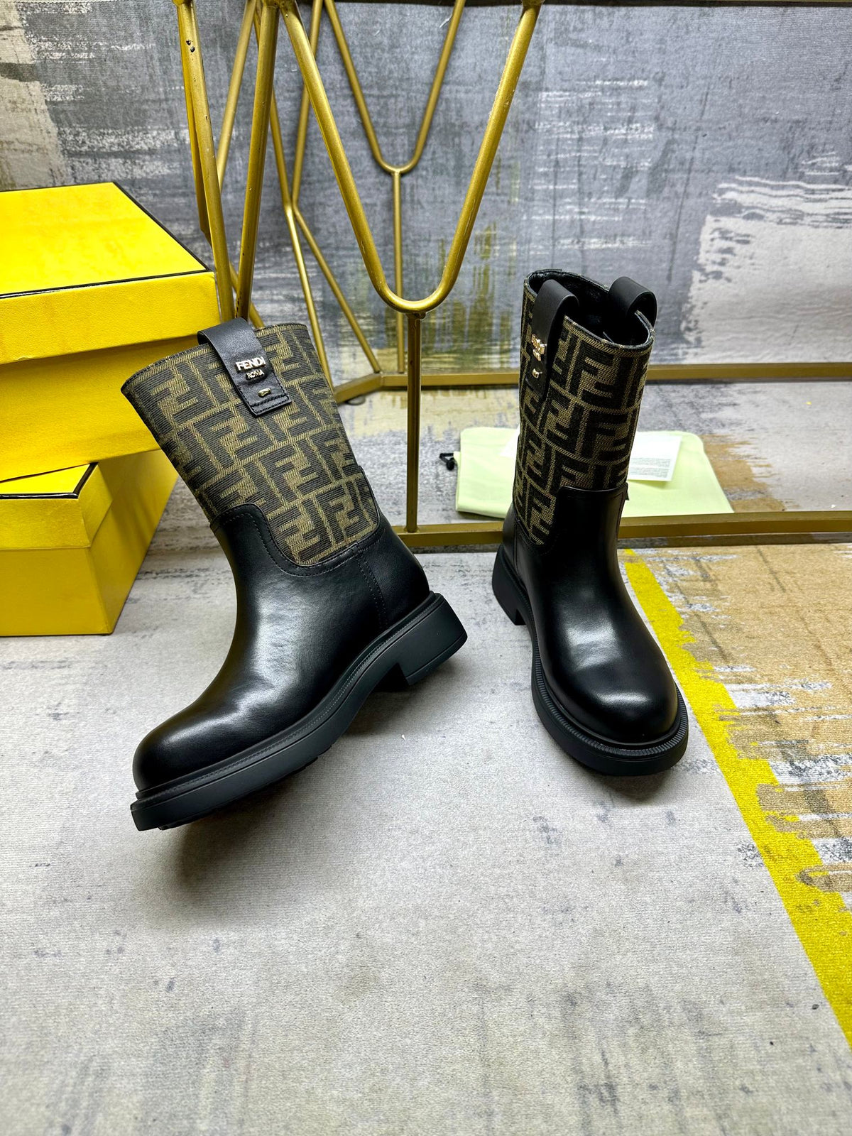24 New Fall and Winter Fashion Women's Boots 0424090215