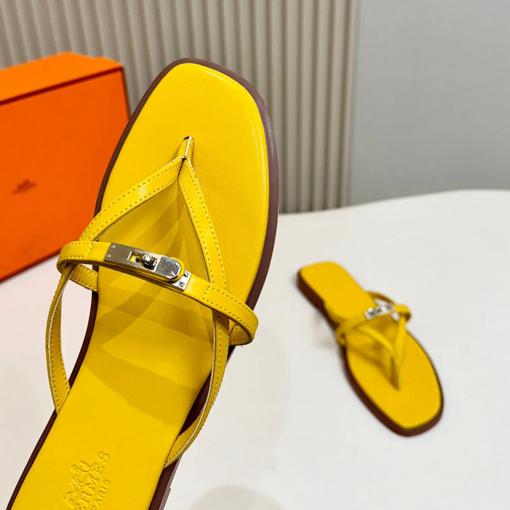 New Kelly Buckle Flip-Flops 1026070204
