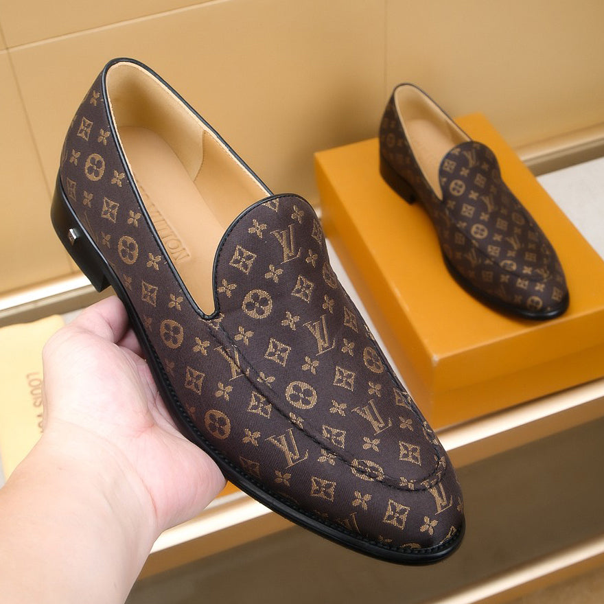 V Luxury Men's Classic Slip On Shoes 0425032501