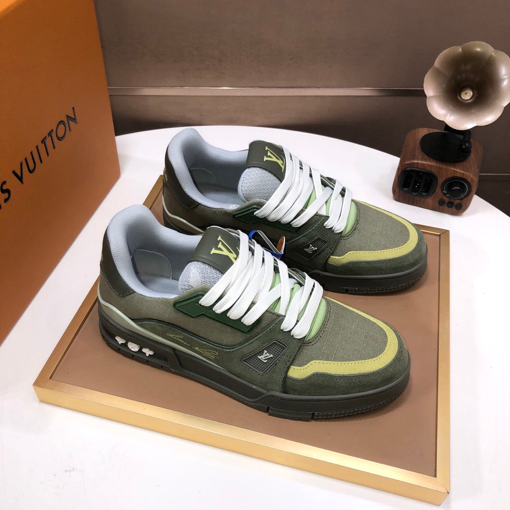 25 Luxury V Brand Casual Sneakers 0425102207