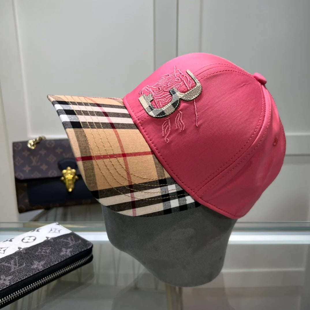 Fashionable and versatile baseball cap for men and women 1024011211