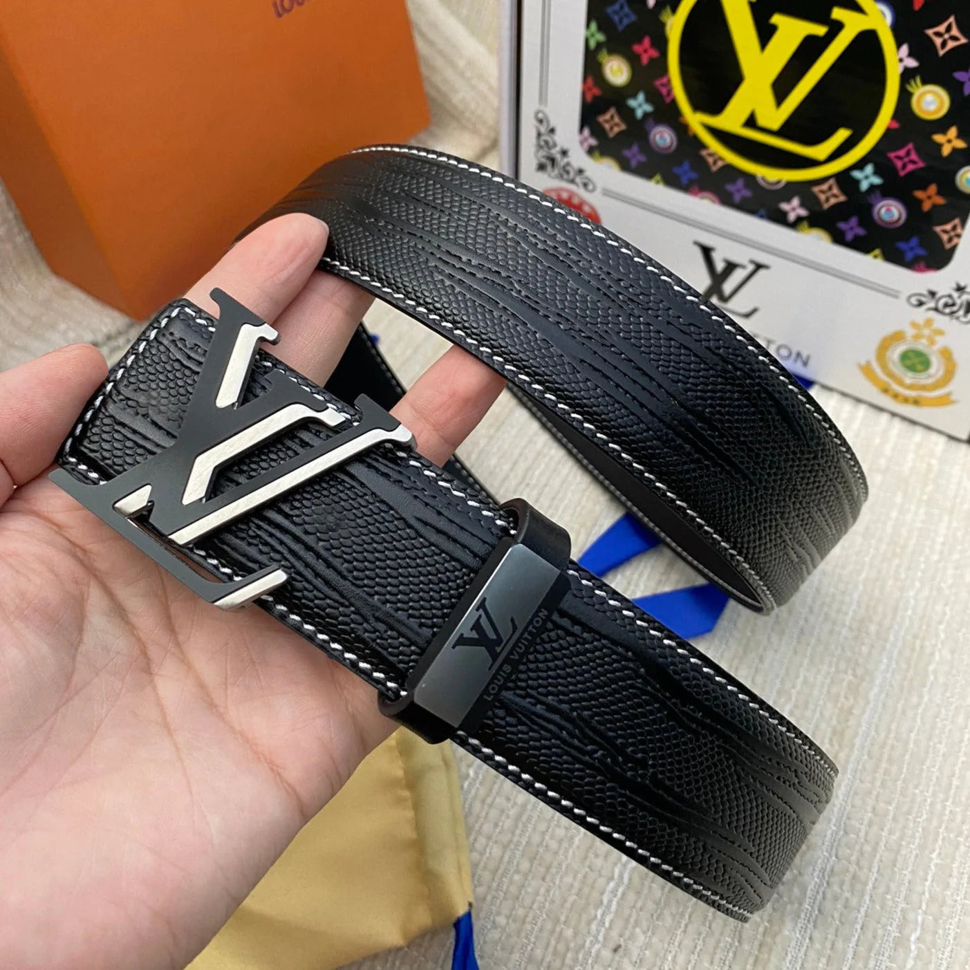 Lv Luxury Genuine Leather Men’s Belt 1025010815