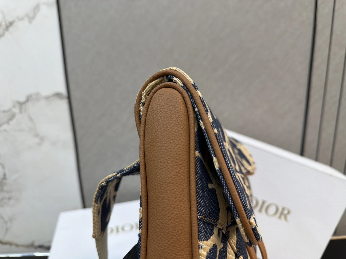 DI 26ss Crossbody bag CWT1326082107