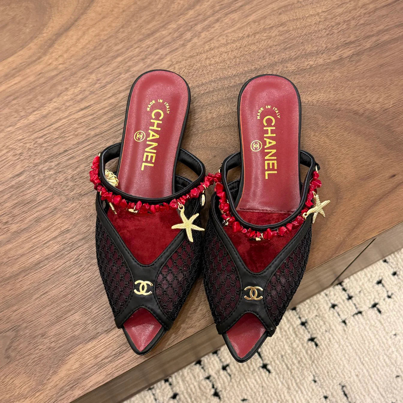 New Fashion Arrow-Print Mesh Slippers 1026070208