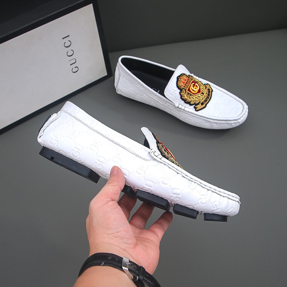 Men's versatile casual loafers 1025070311