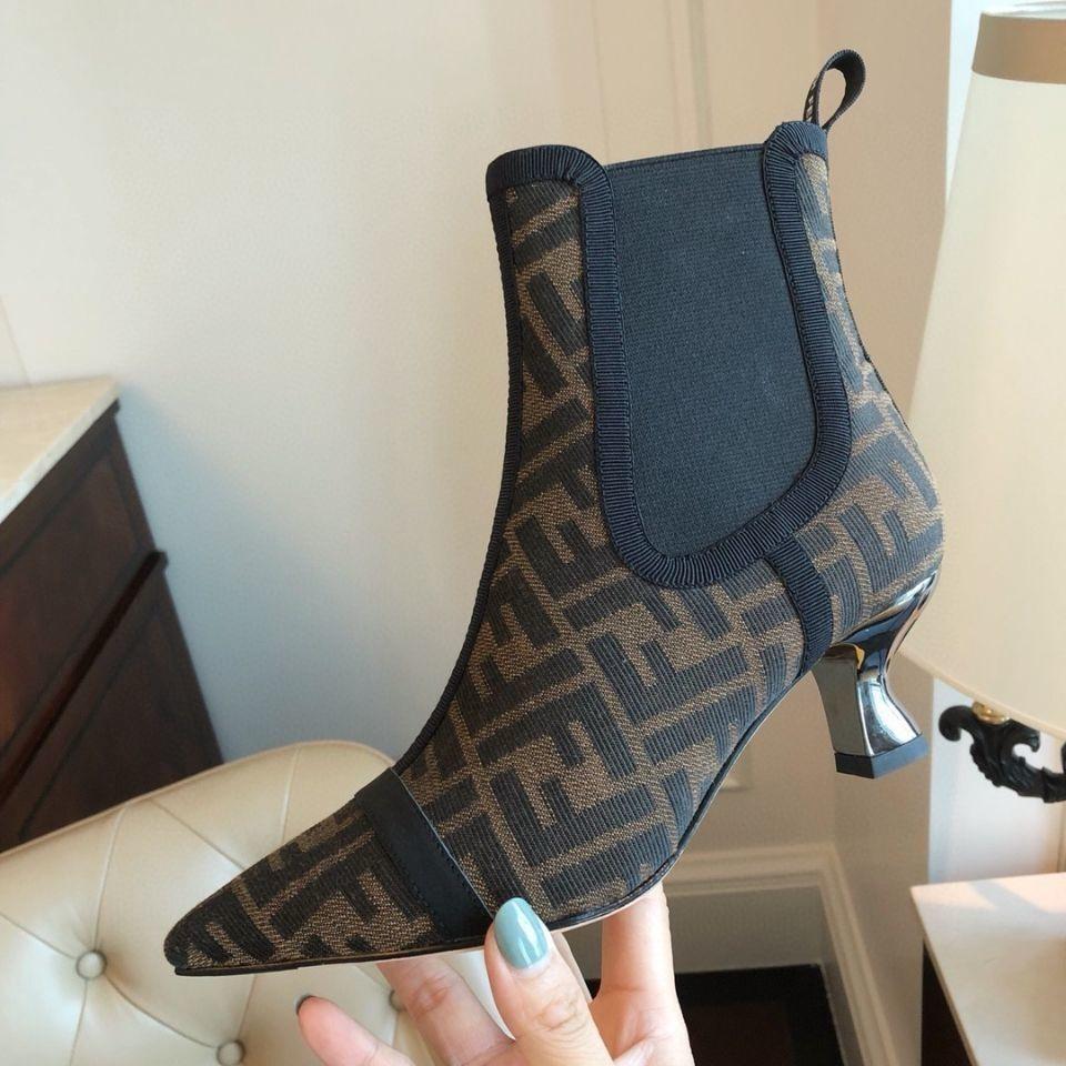 Pointed Toe Fashionable and Versatile High Heels 0823112308