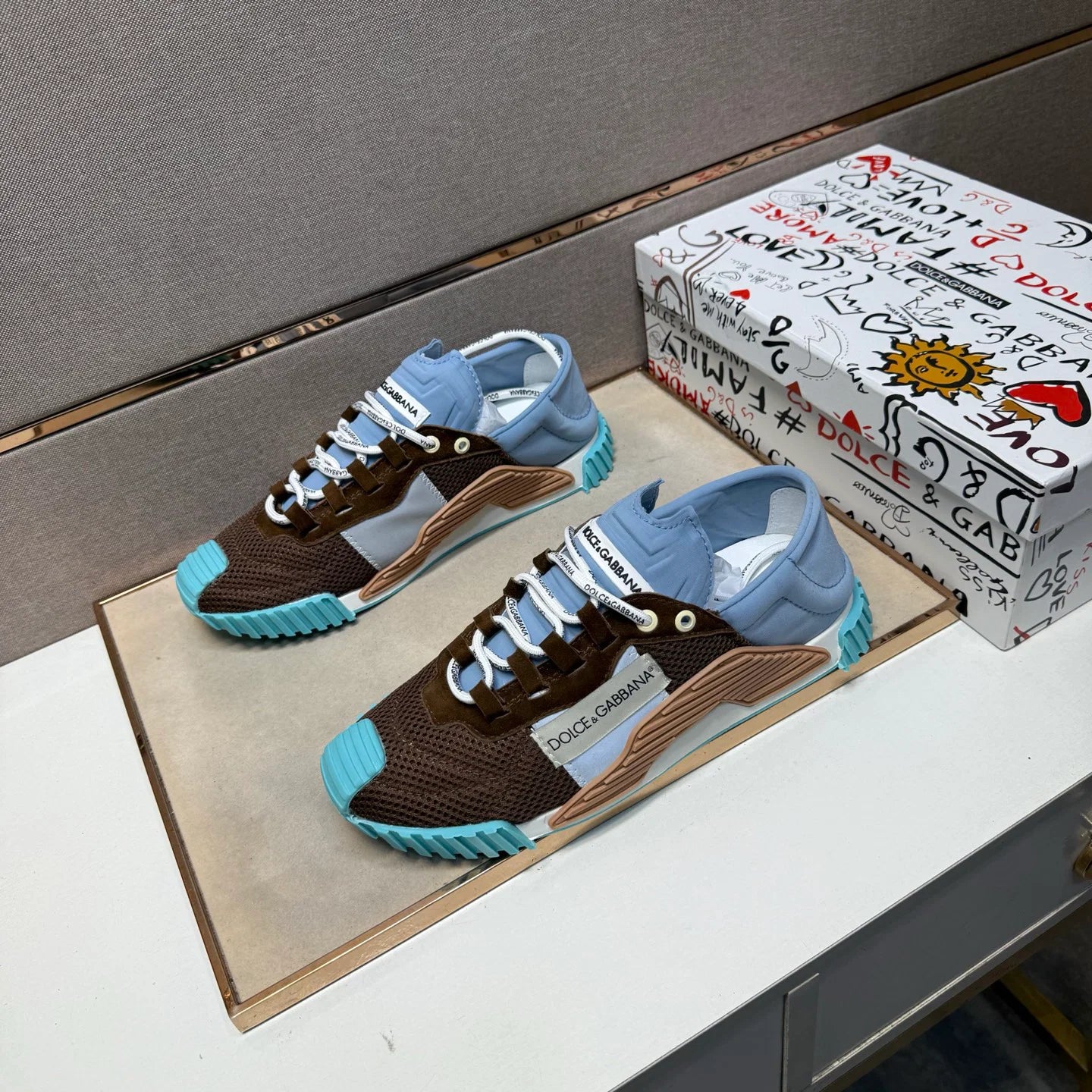 Matching Casual Shoes for Couples 1026042015