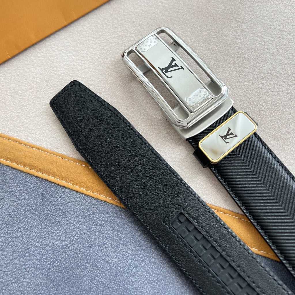 LV Luxury Genuine Leather Men’s Belt 1025010918