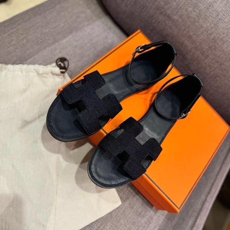 New Flat Heel Sandals 1024032028