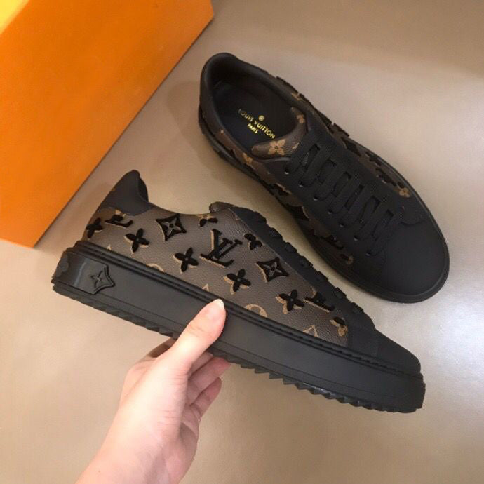 Unisex Style Casual Sneakers V062