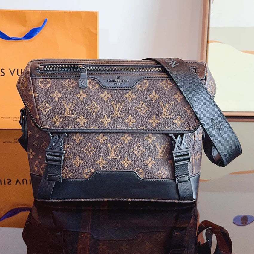 New Classic Vintage Postman Bag for Men 1024072901