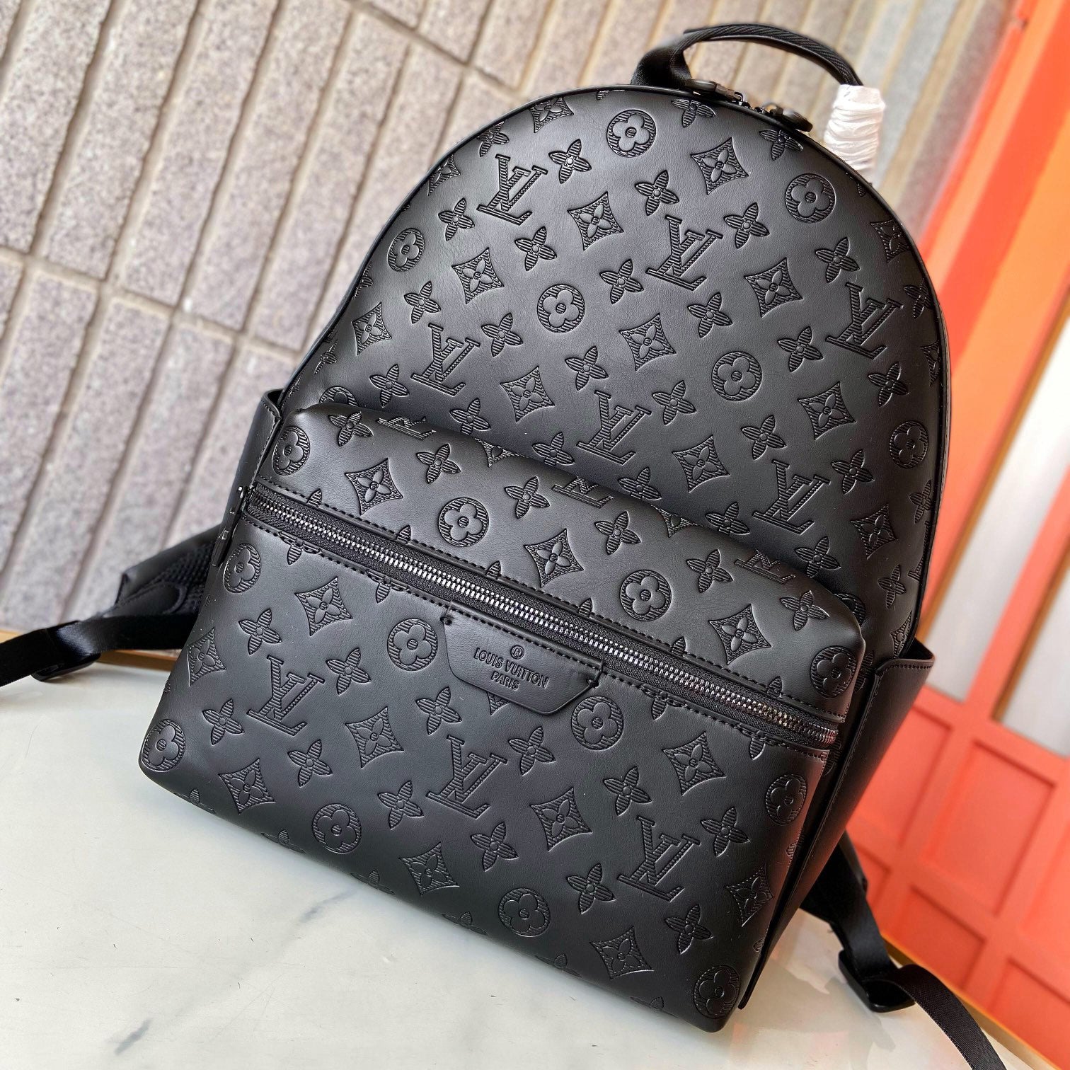 Luxury V Logo Classic RACER Backpack XC0425111903