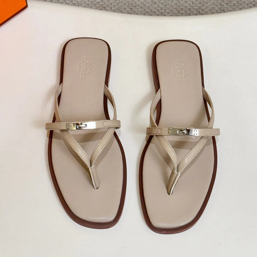 New Kelly Buckle Flip-Flops 1026070204