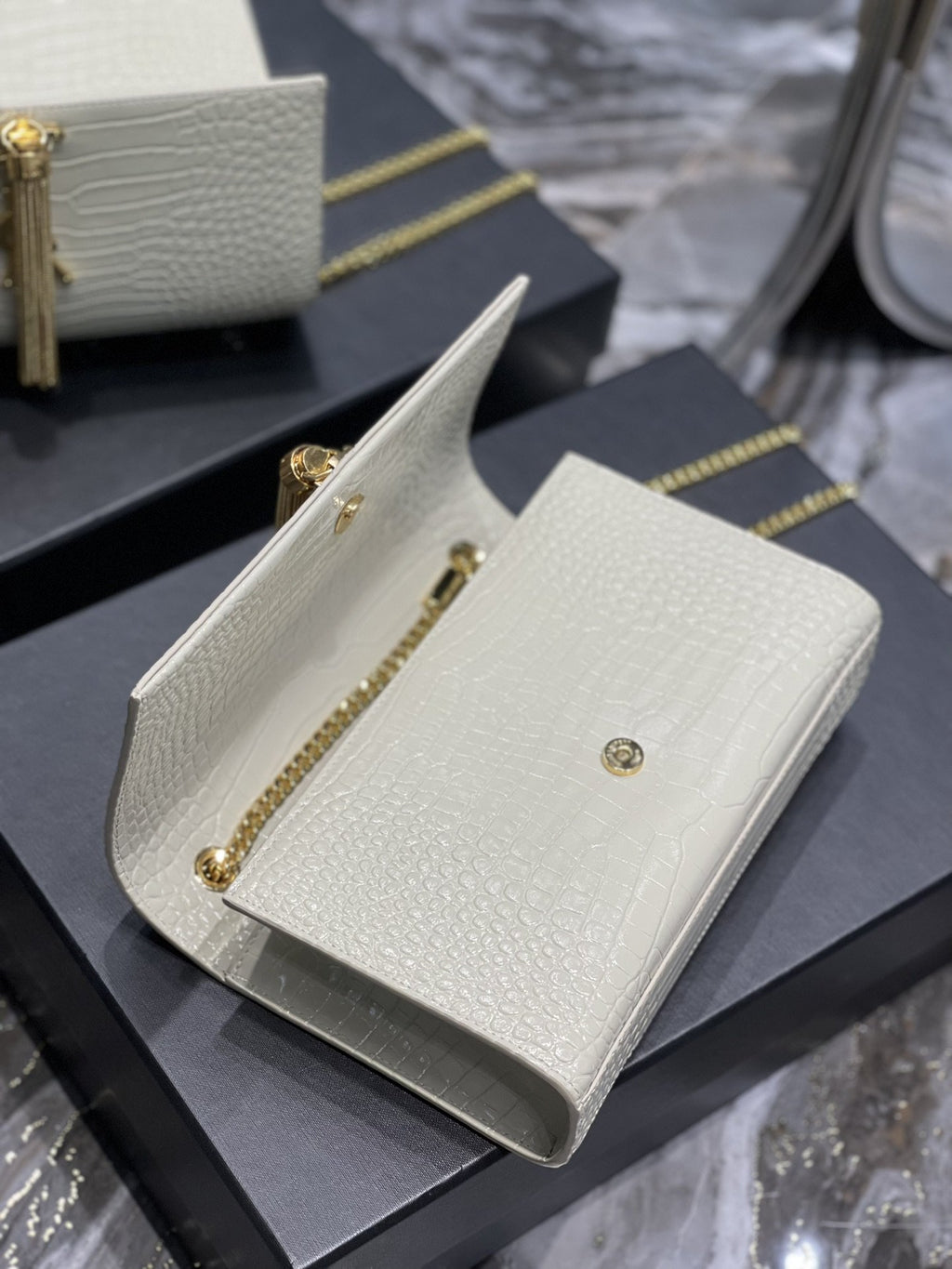 Saint Laurent Kata Medium Chain Bag White Vintage With Tassel For Women 0425020821