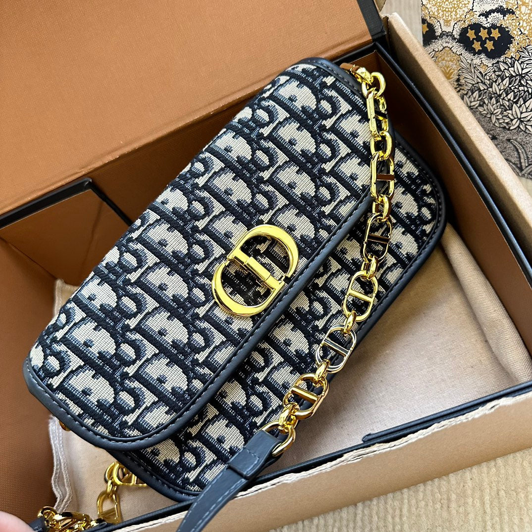 Enamel coated buckle bag XC0123071816