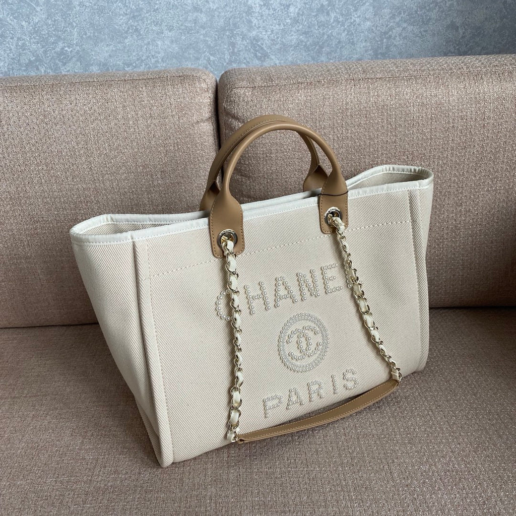 CHA Deauville Tote Tweed Bag Summer Collection White For Women 0425022502