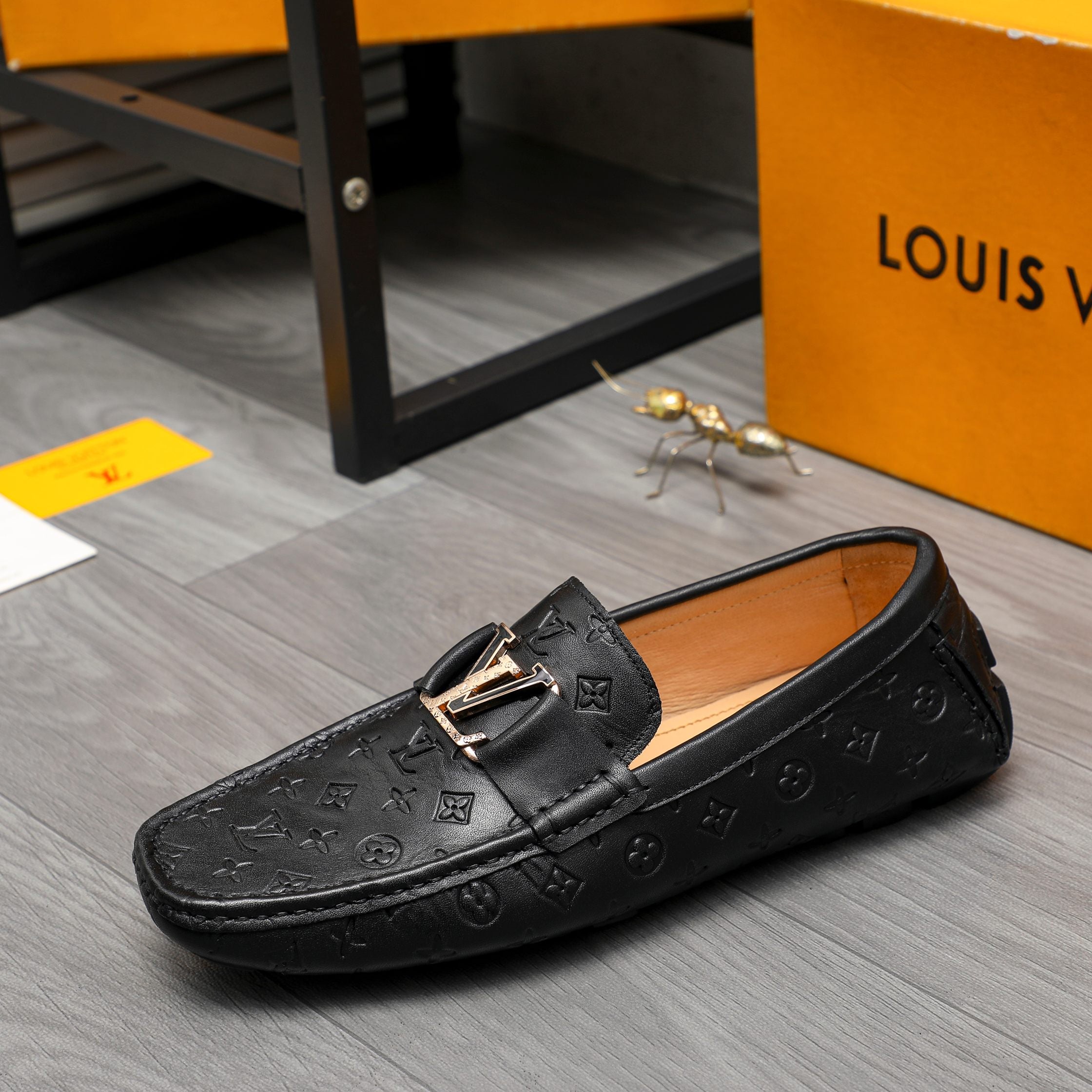 New fashion and versatile business loafers XC0424040208