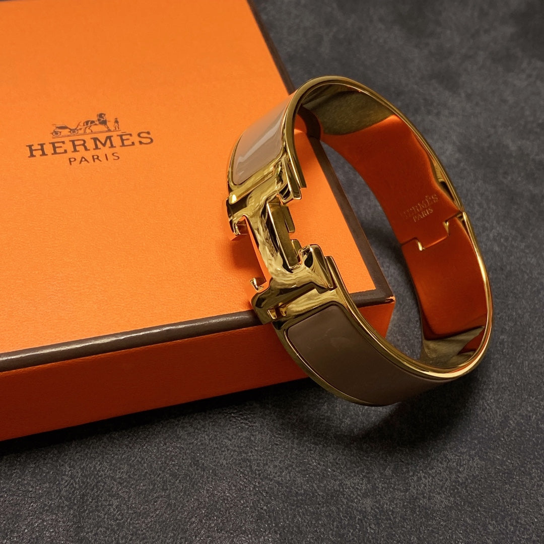 HMS New Fashion Bracelet 0425022401