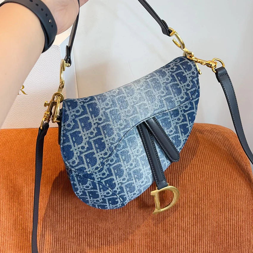 New Fashion Versatile Handheld Crossbody Bag 1024052325