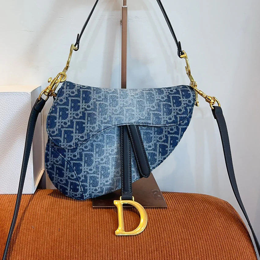 New Fashion Versatile Handheld Crossbody Bag 1024052325