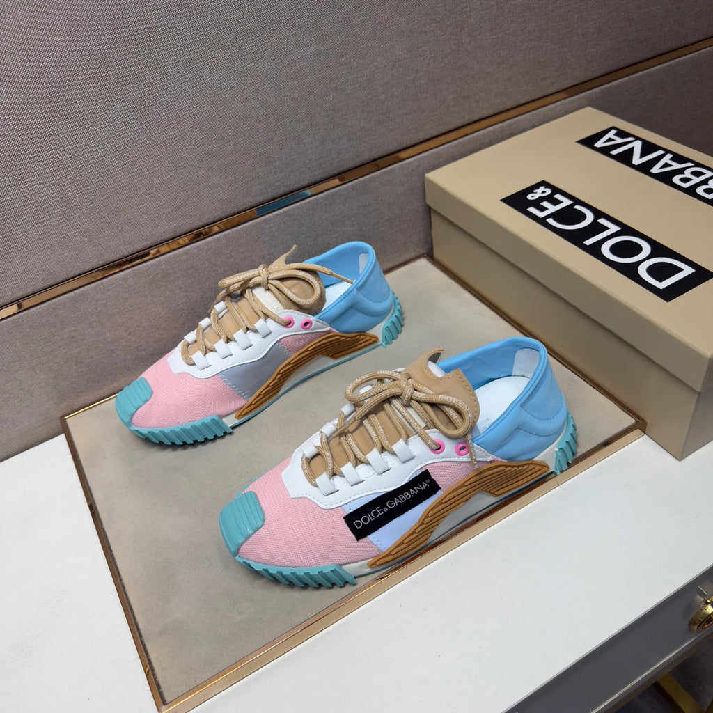 Matching Casual Shoes for Couples 1026042015