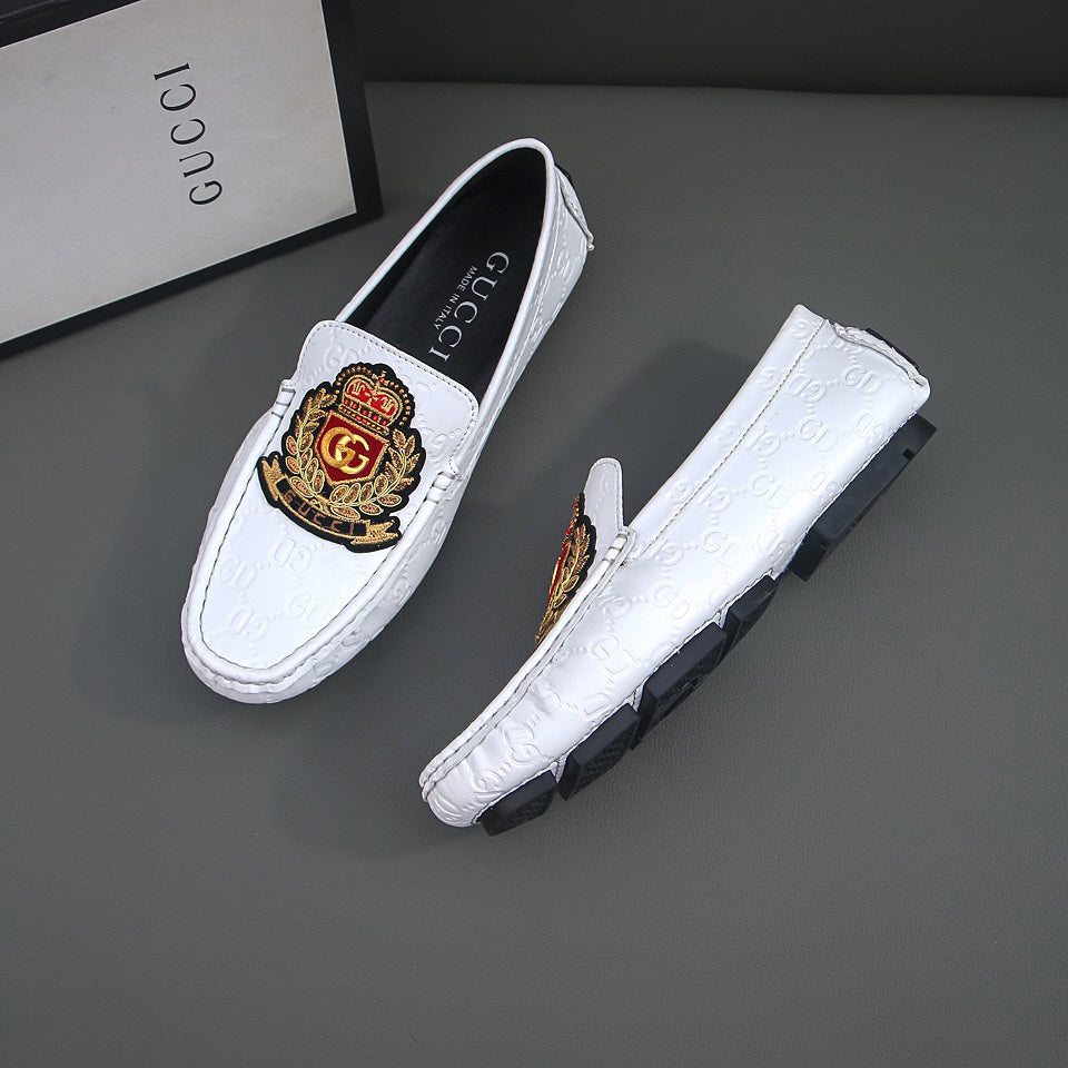 Men's versatile casual loafers 1025070311