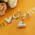 New fashion and versatile earrings for early spring 1024020711