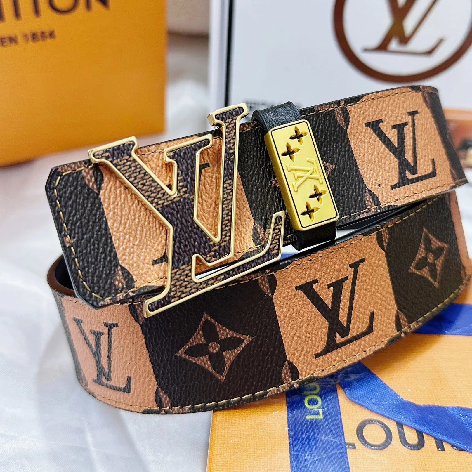 Lv Luxury Genuine Leather Men’s Belt 1025010741