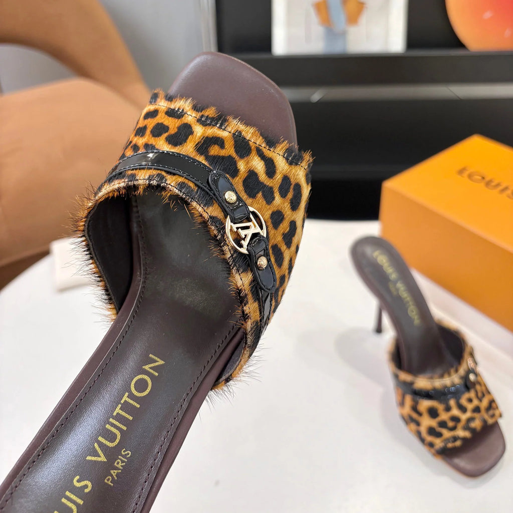 New Leopard-Print High-Heeled Sandals 1026070209