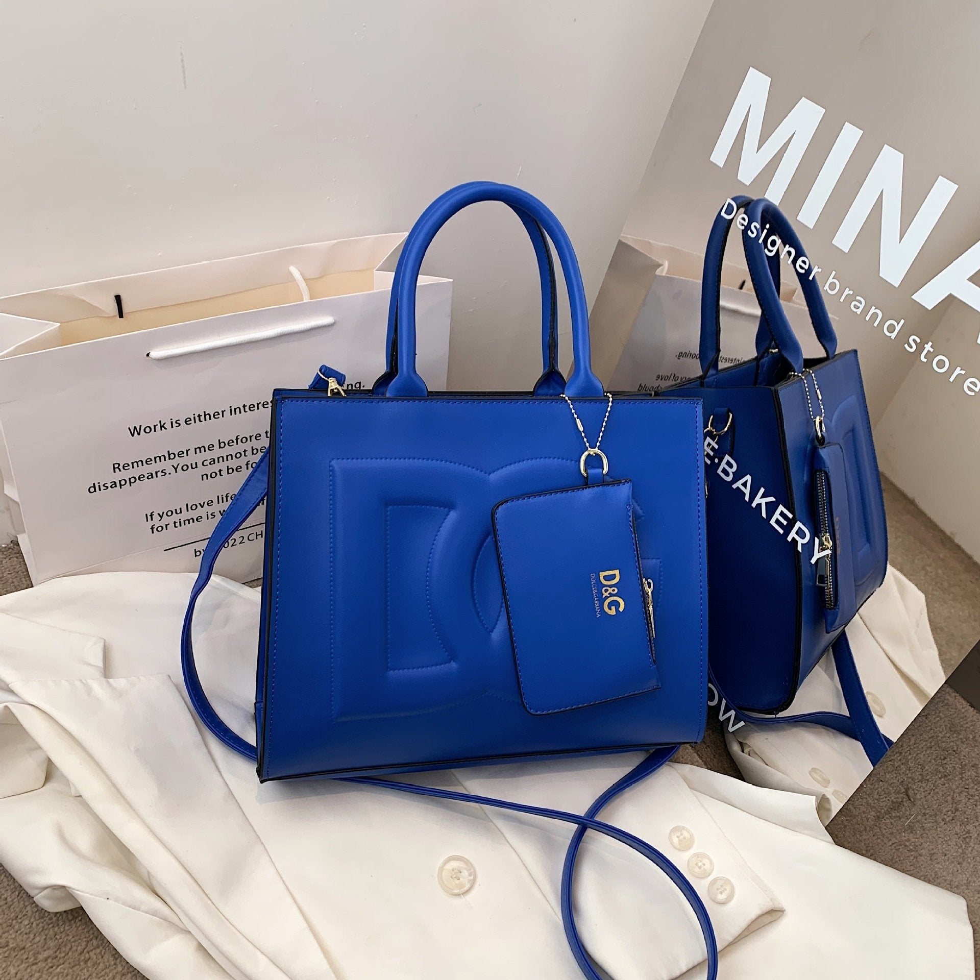 New Fashion Versatile One Shoulder Handheld Bag 1024010906