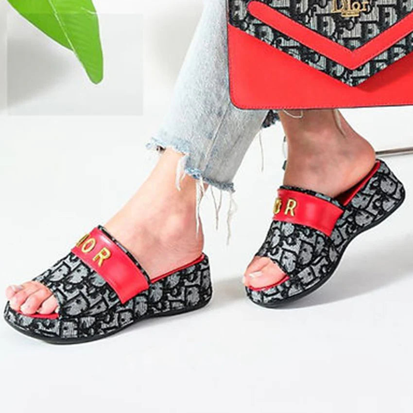 Classic vintage thick sole sandals 1024061829