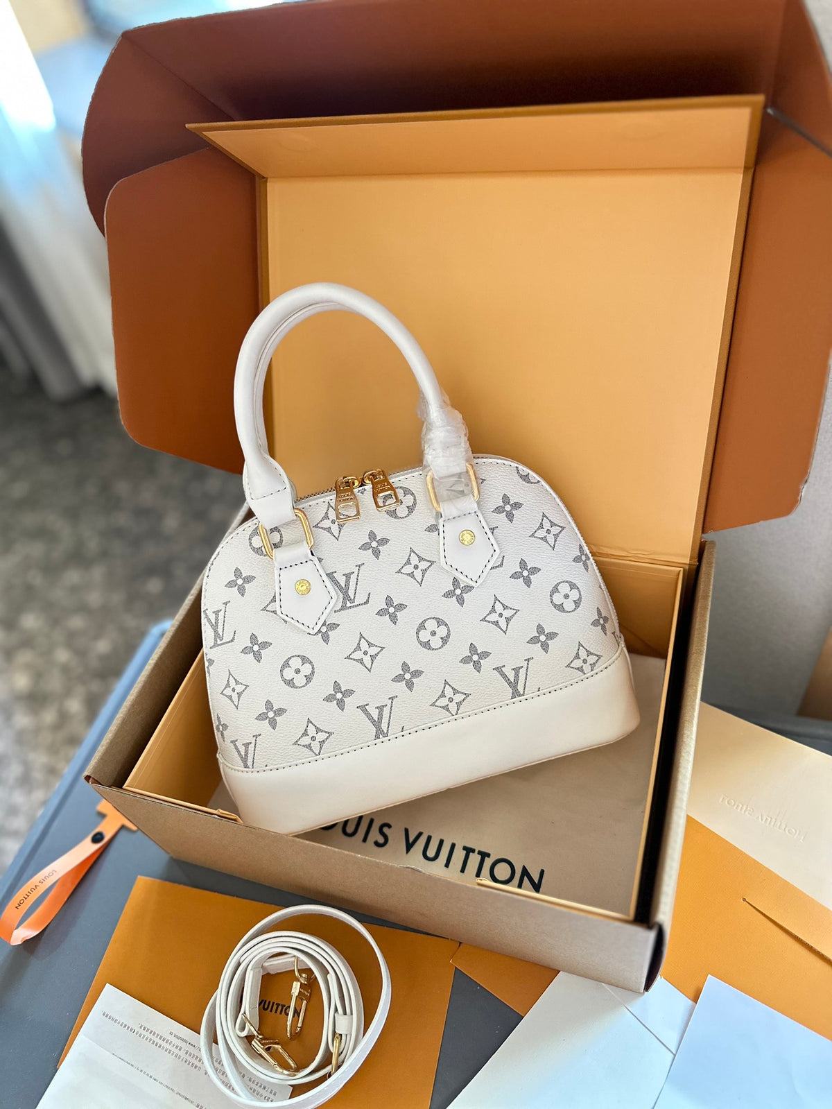 24 new color shell bag XC0424061205