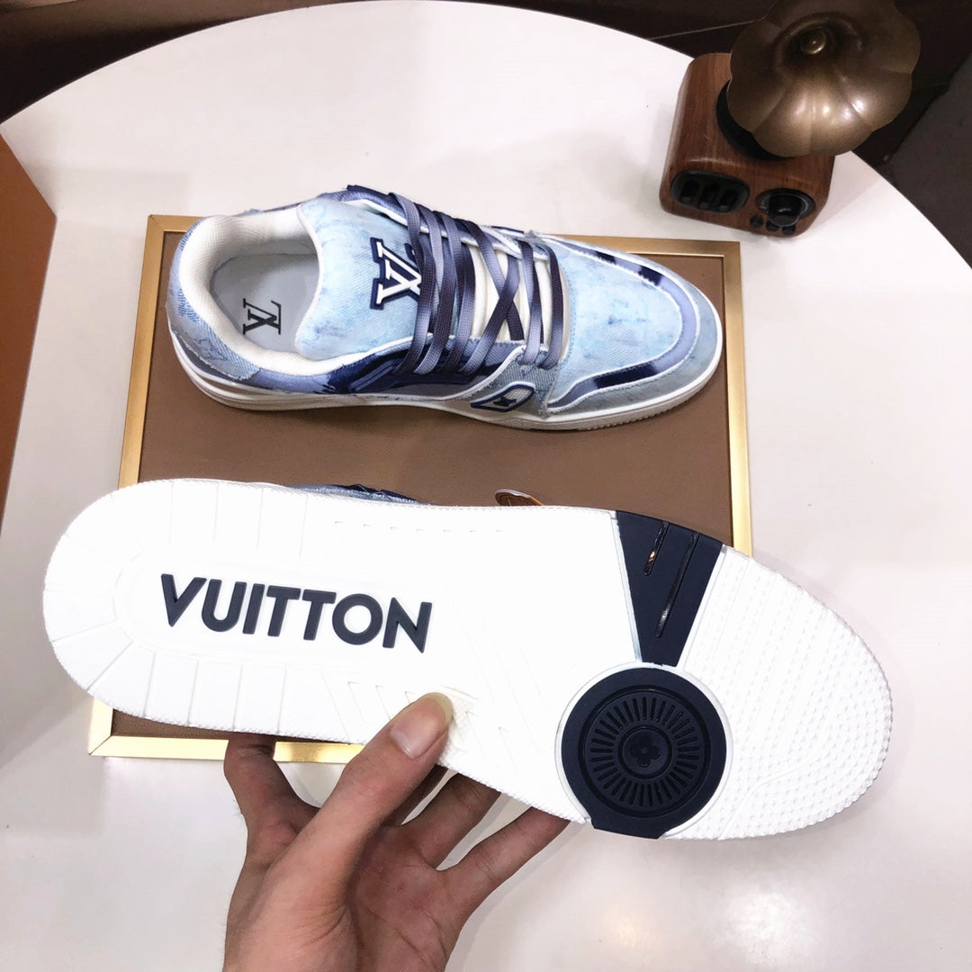 25 Luxury V Brand Casual Sneakers 0425112501