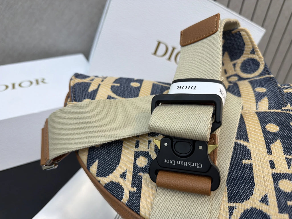 DI 26ss Crossbody bag CWT1326082107