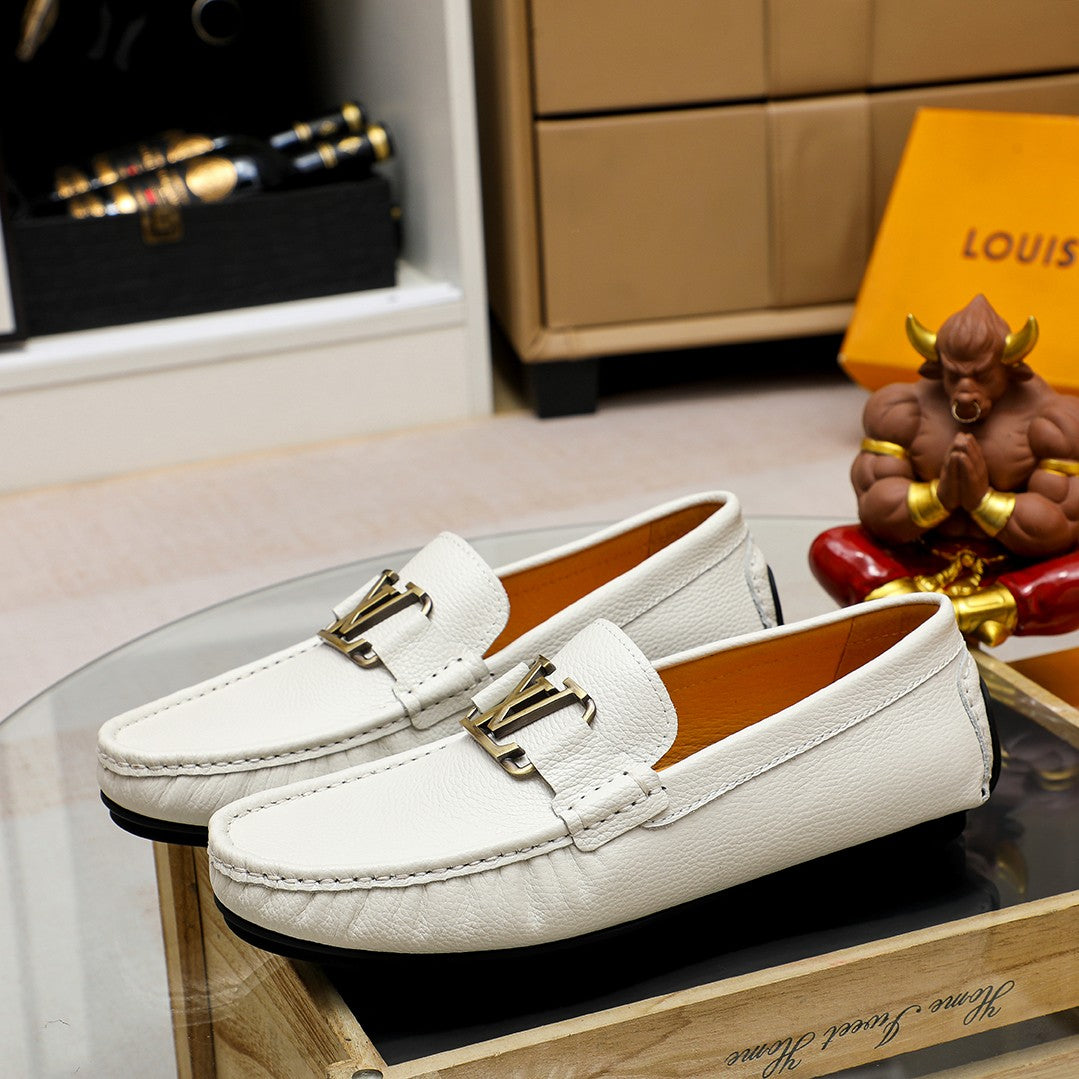 White classic men's casual loafers XC0424041802