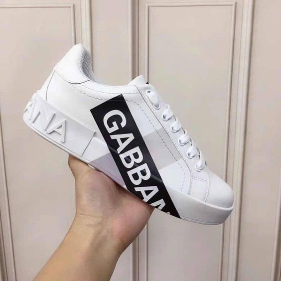 New Casual Sports Shoes