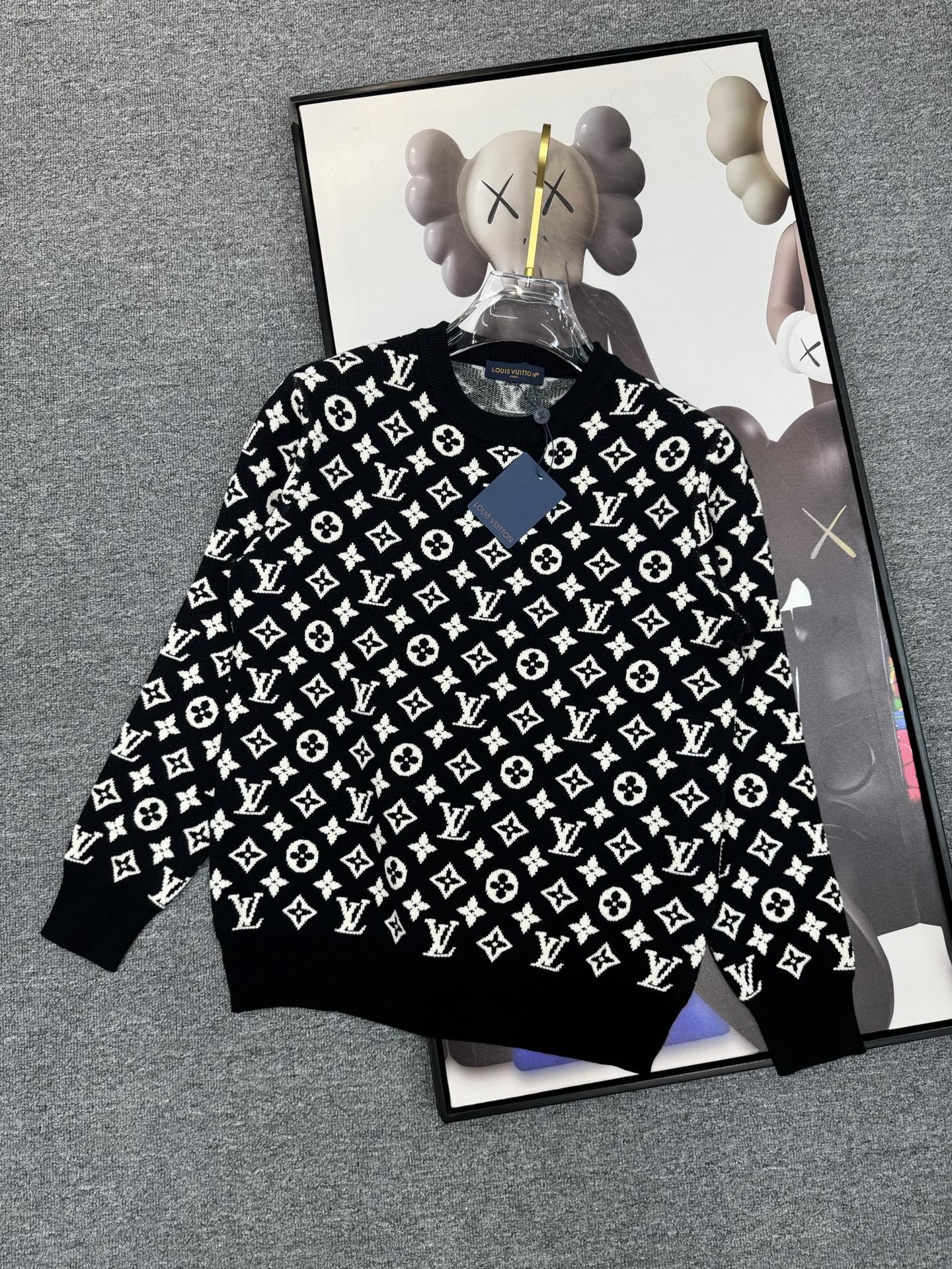 VL Fashion classic round neck sweater 3D-0425101401