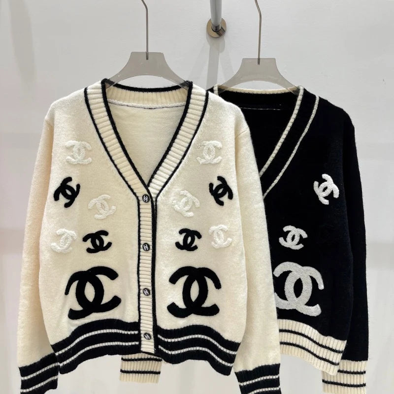 New Fashion Women CC Contrast V-Neck Knit Cardigan DM1326091422