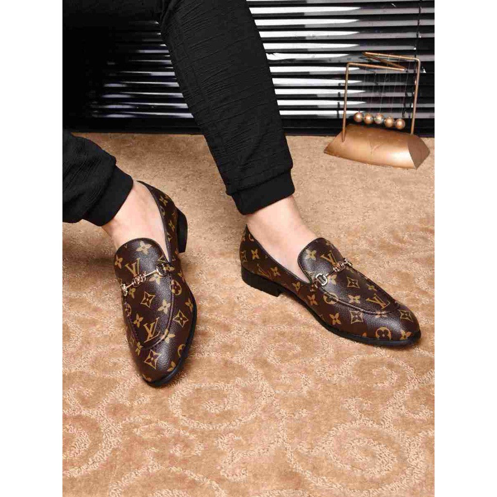 New Fashion Genuine Leather Slip On Shoes High version