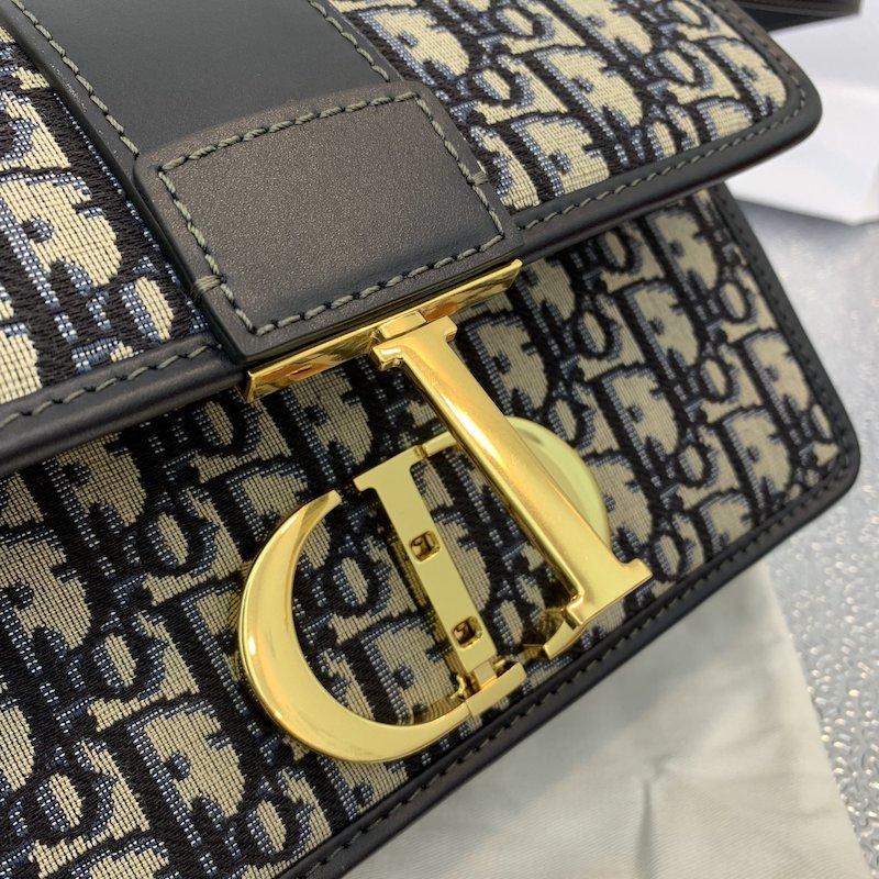 D 30 Montaigne r Oblique Bag Blue
