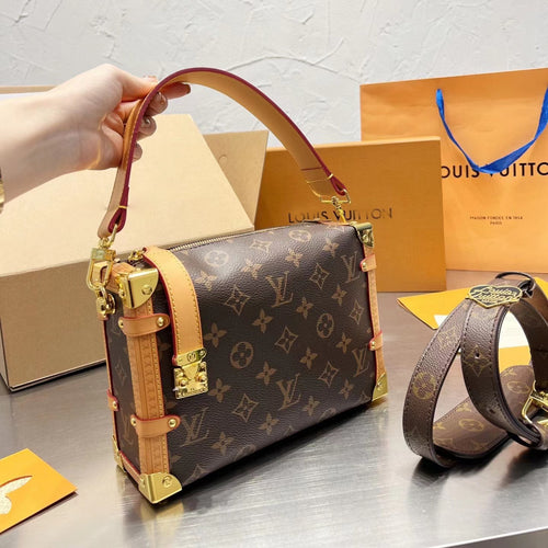 2023 New V logo early spring three-dimensional box bag portable shoulder messenger bag