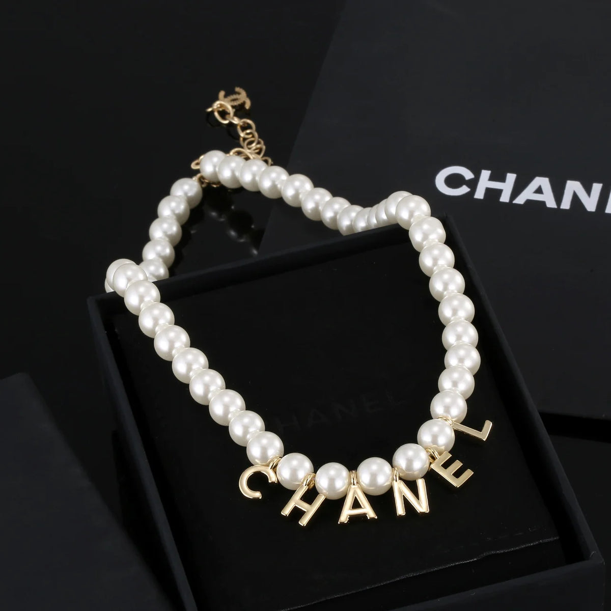New Fashion Versatile Letter Pearl Necklace 1024032501