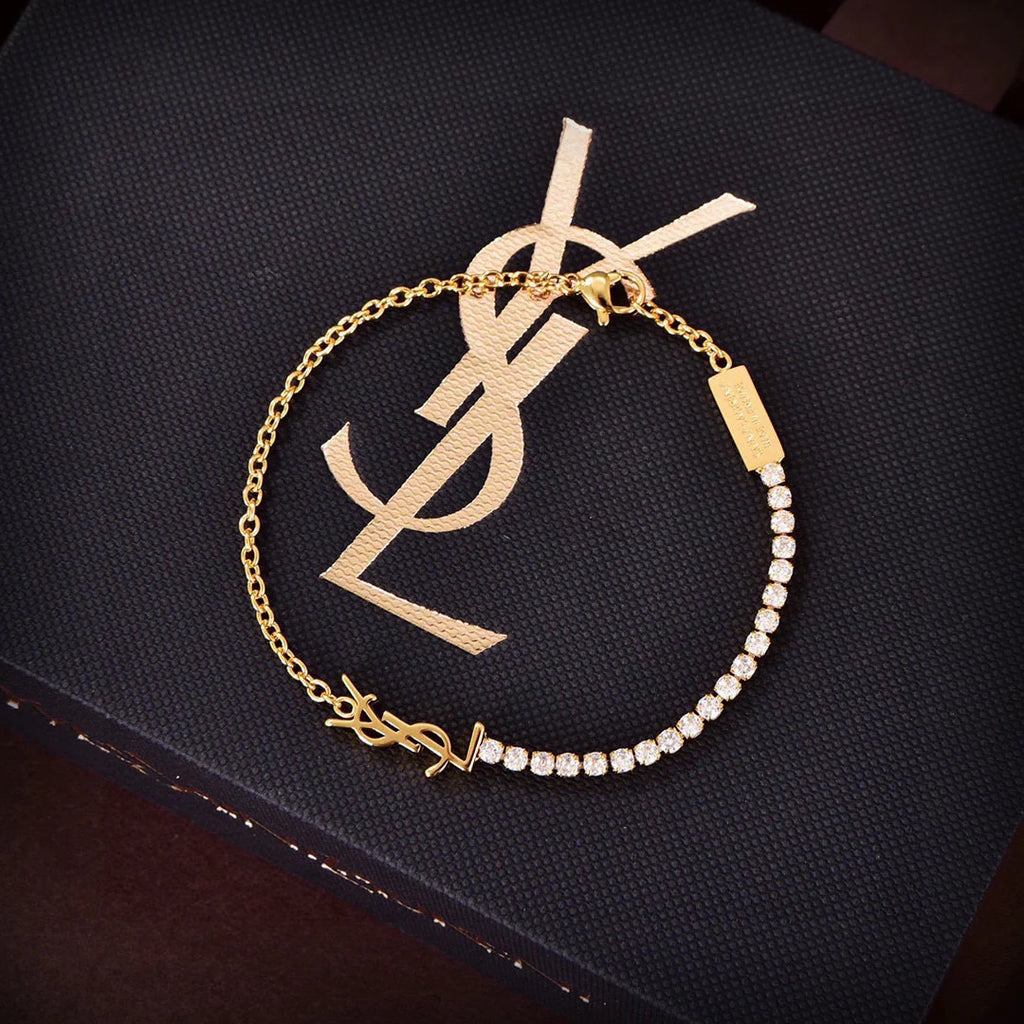 New Fashion Classic Versatile Bracelet 1024040903