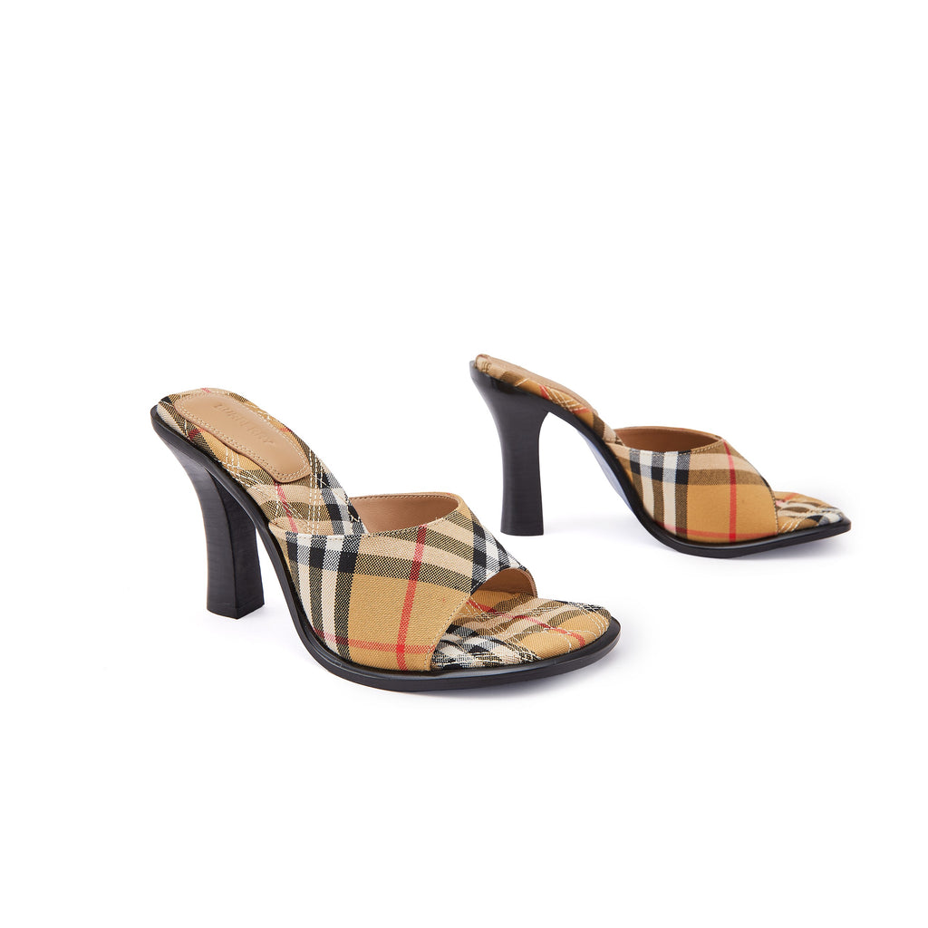 Luxury fashion classic versatile sandals 1024061817